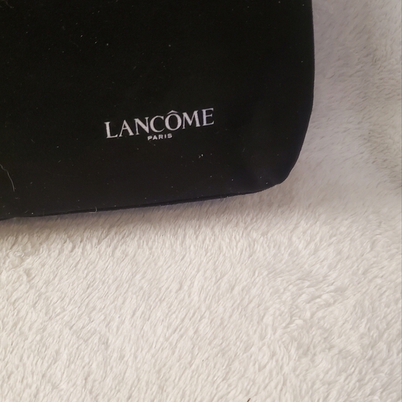 New Lancome Black Makeup Cosmetic Bag with Silver Zipper and Pom-Pom Tassel - Picture 3 of 6